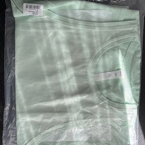 NWT Stori Coast Tank